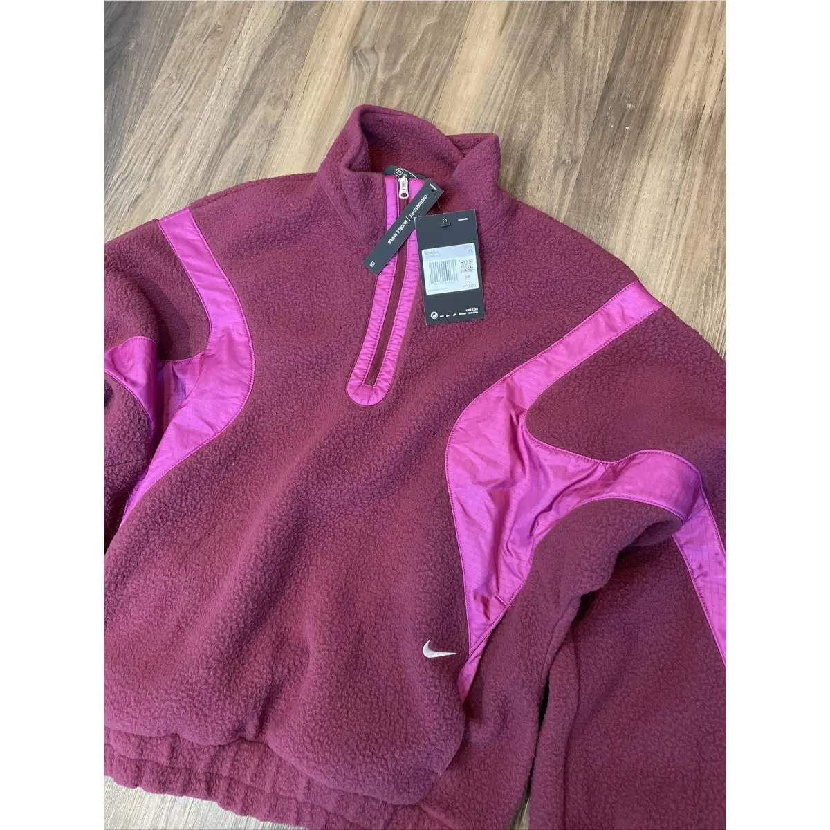 Nike clothing - Red 1
