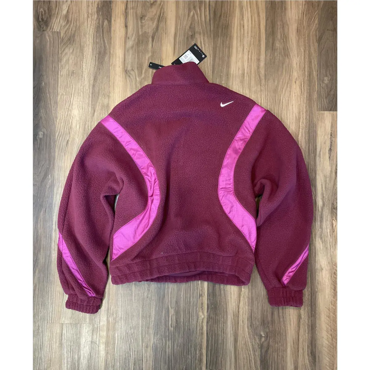 Nike clothing - Red 4