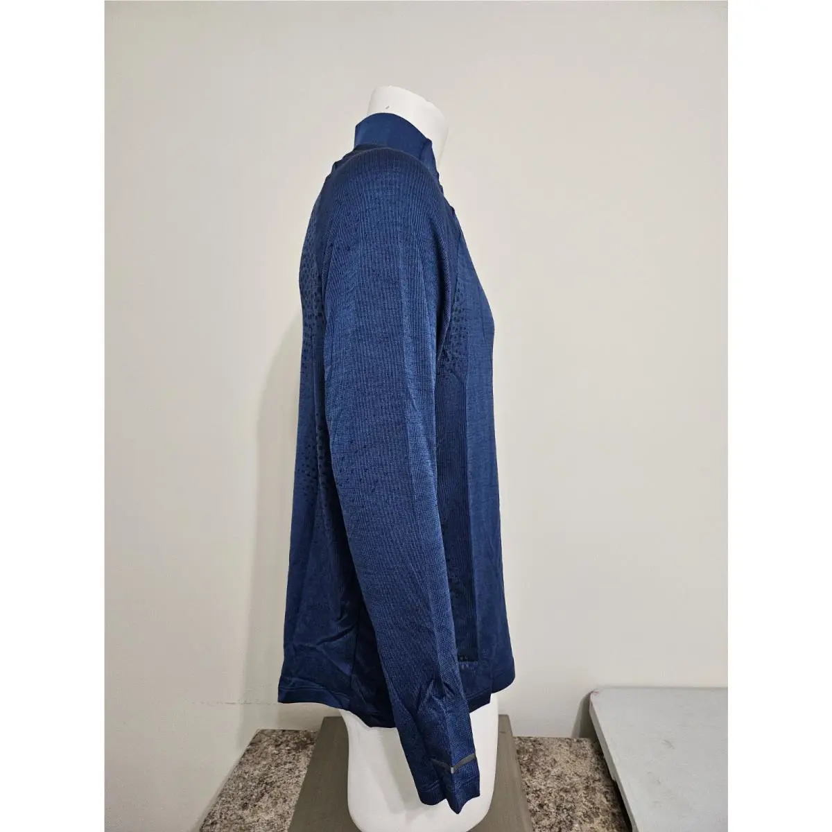 Nike clothing - FN3373010 - FN3373010 - Blue (UPC: 196976047580) 2