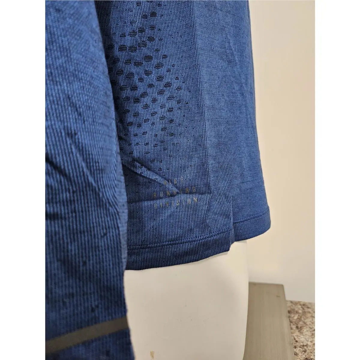 Nike clothing - FN3373010 - FN3373010 - Blue (UPC: 196976047580) 3