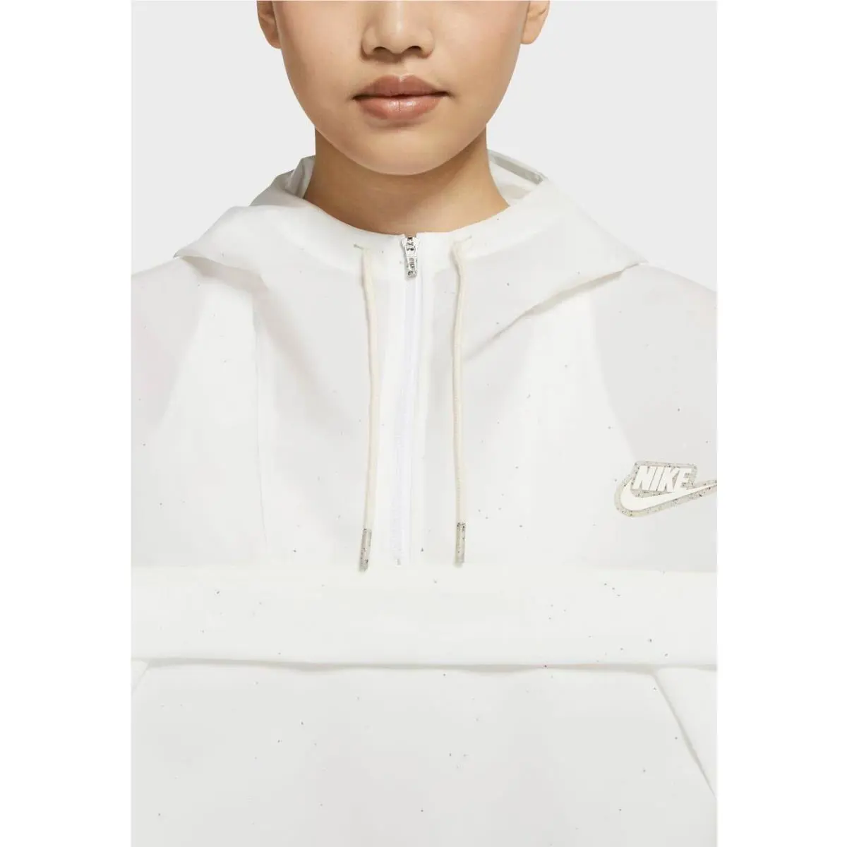 Nike clothing - white with speckles (UPC: 194502776355) 2