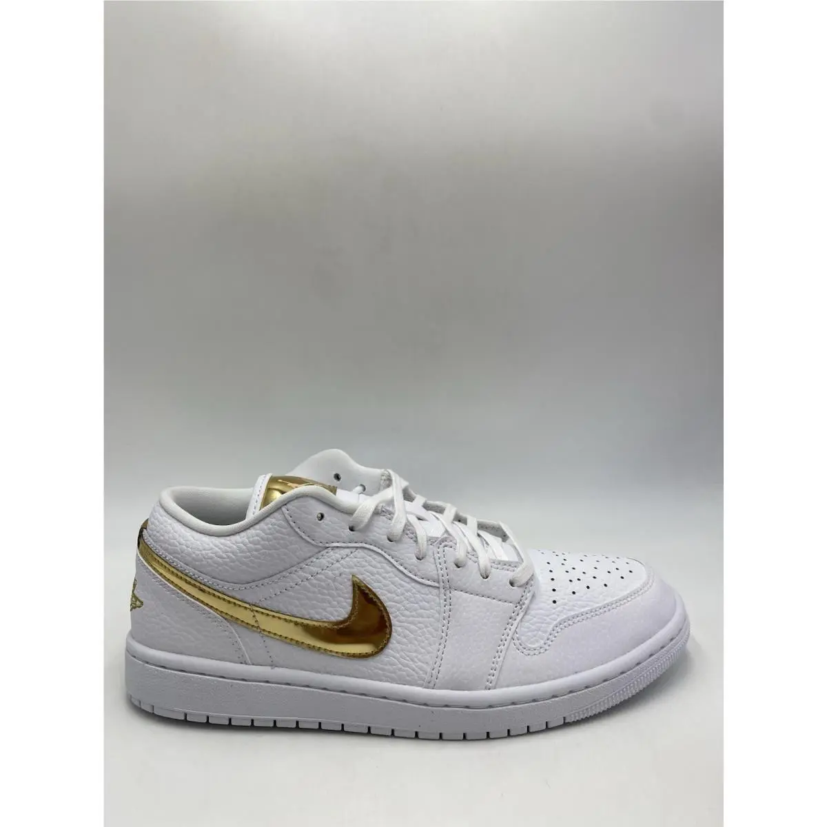 Nike shoes - Air Jordan 1 Low SE - CZ4776 100 - Whte/Metallic Gold (UPC: 194276388235) 0