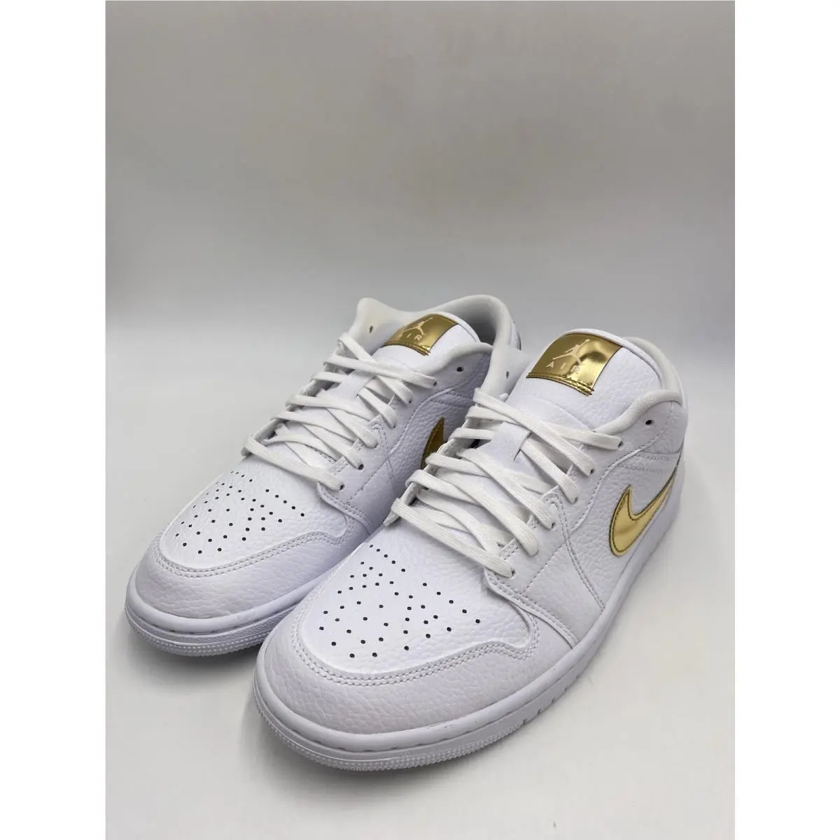 Nike shoes - Air Jordan 1 Low SE - CZ4776 100 - Whte/Metallic Gold (UPC: 194276388235) 2