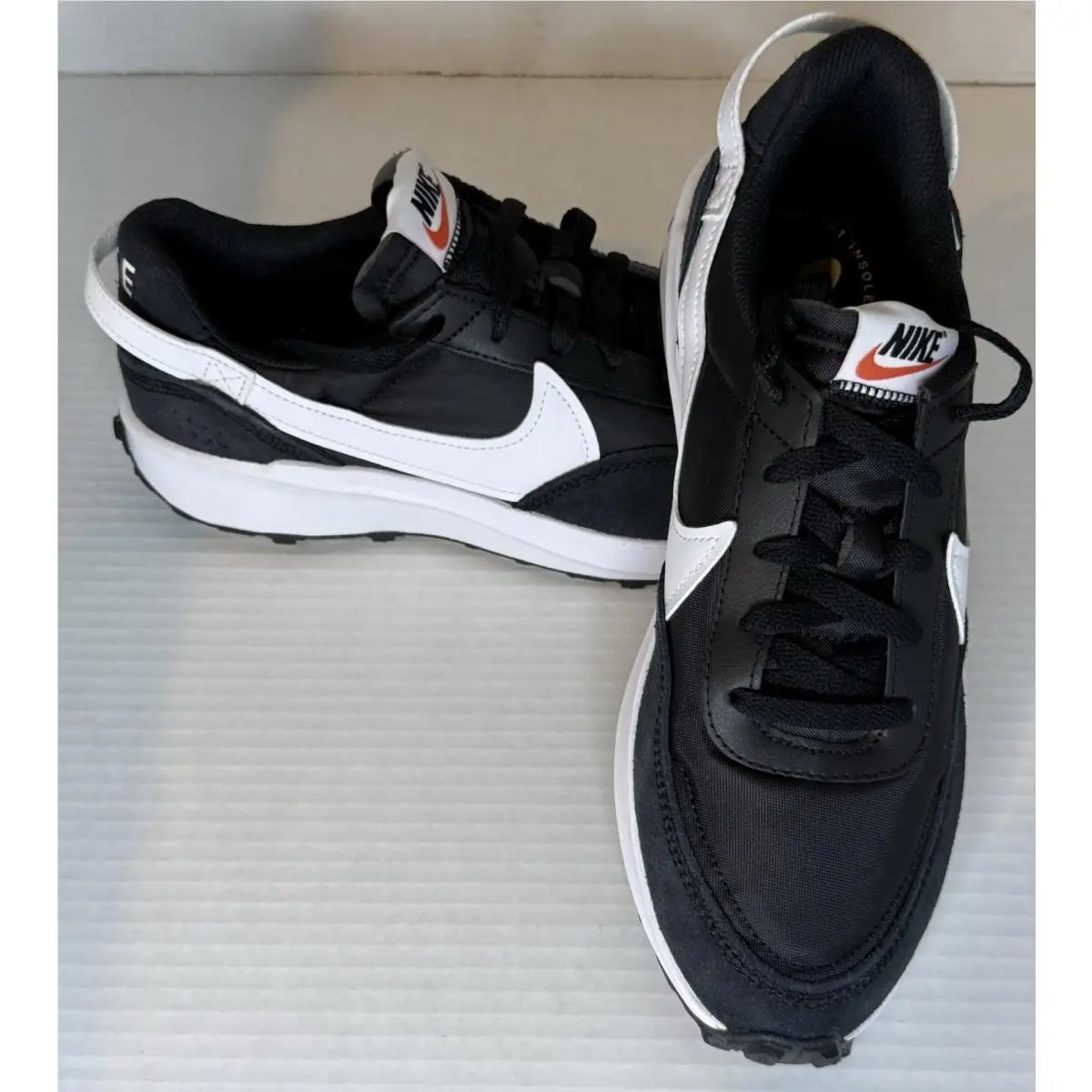 Nike Waffle Debut Women`s Sz 9 Black White Sneakers DH9523-002 Synthetic Low Top