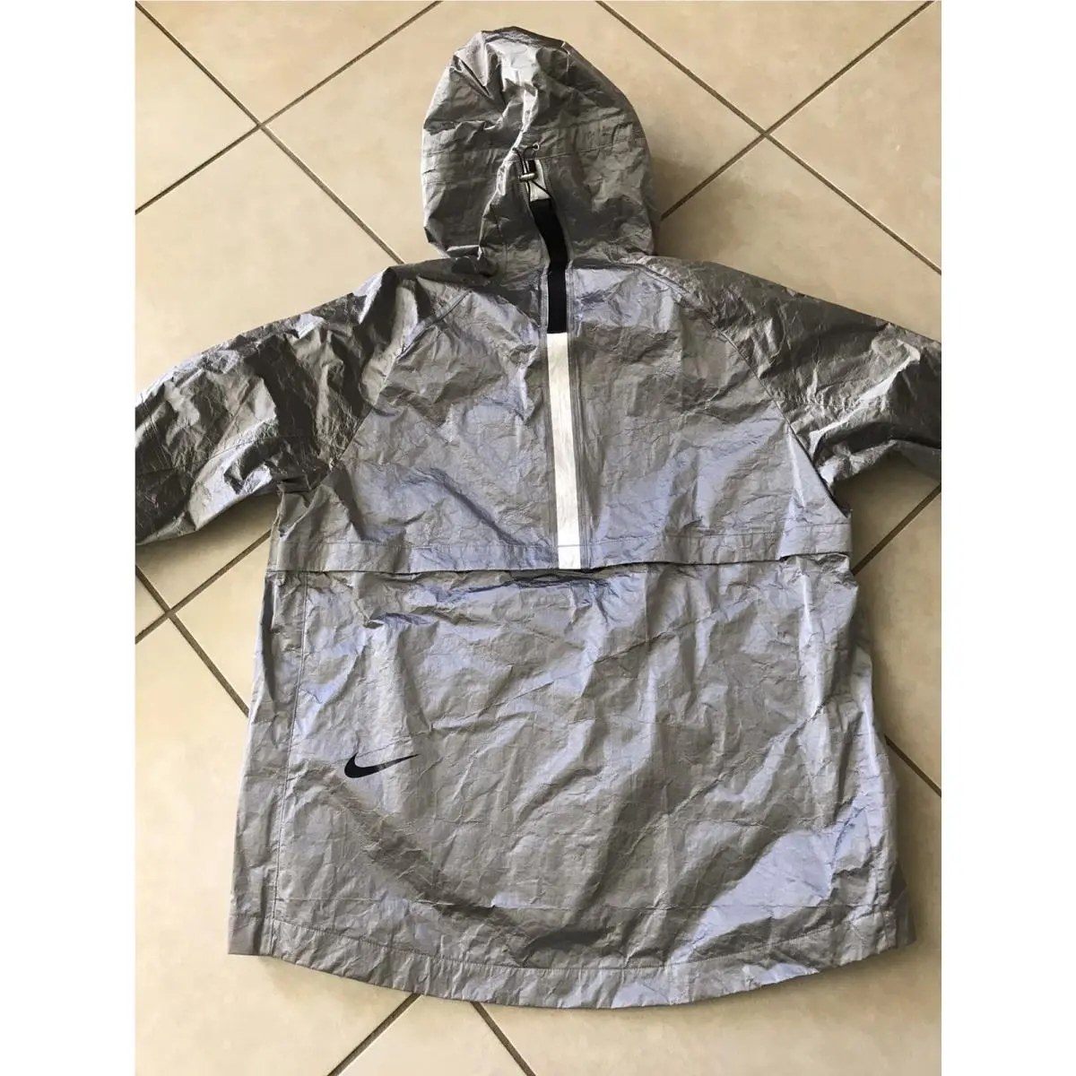 Nike clothing - SPORSTSWEAR TECH - SPORSTSWEAR TECH - CU3758-095 - Silver 1