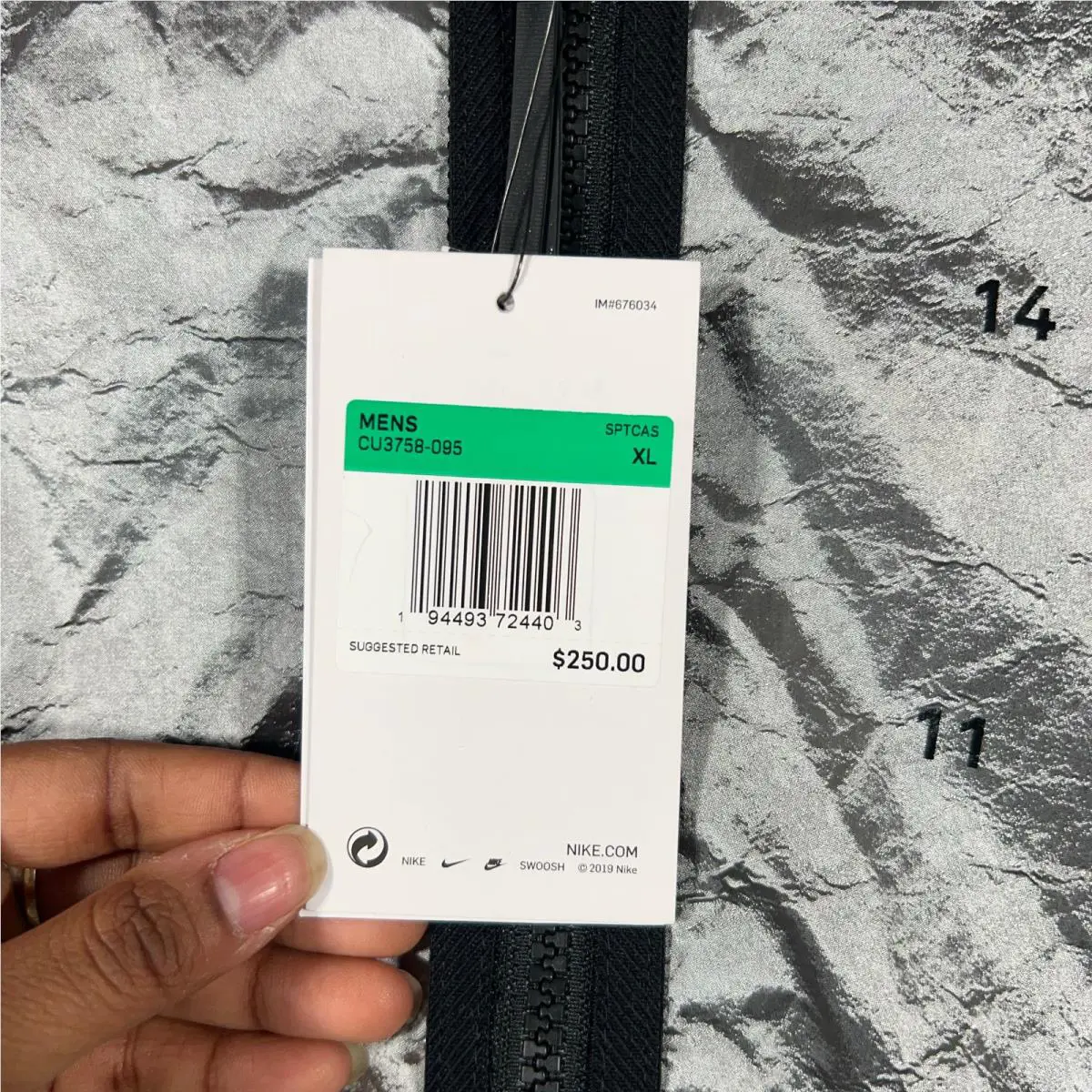 Nike clothing - SPORSTSWEAR TECH - SPORSTSWEAR TECH - CU3758-095 - Silver 2