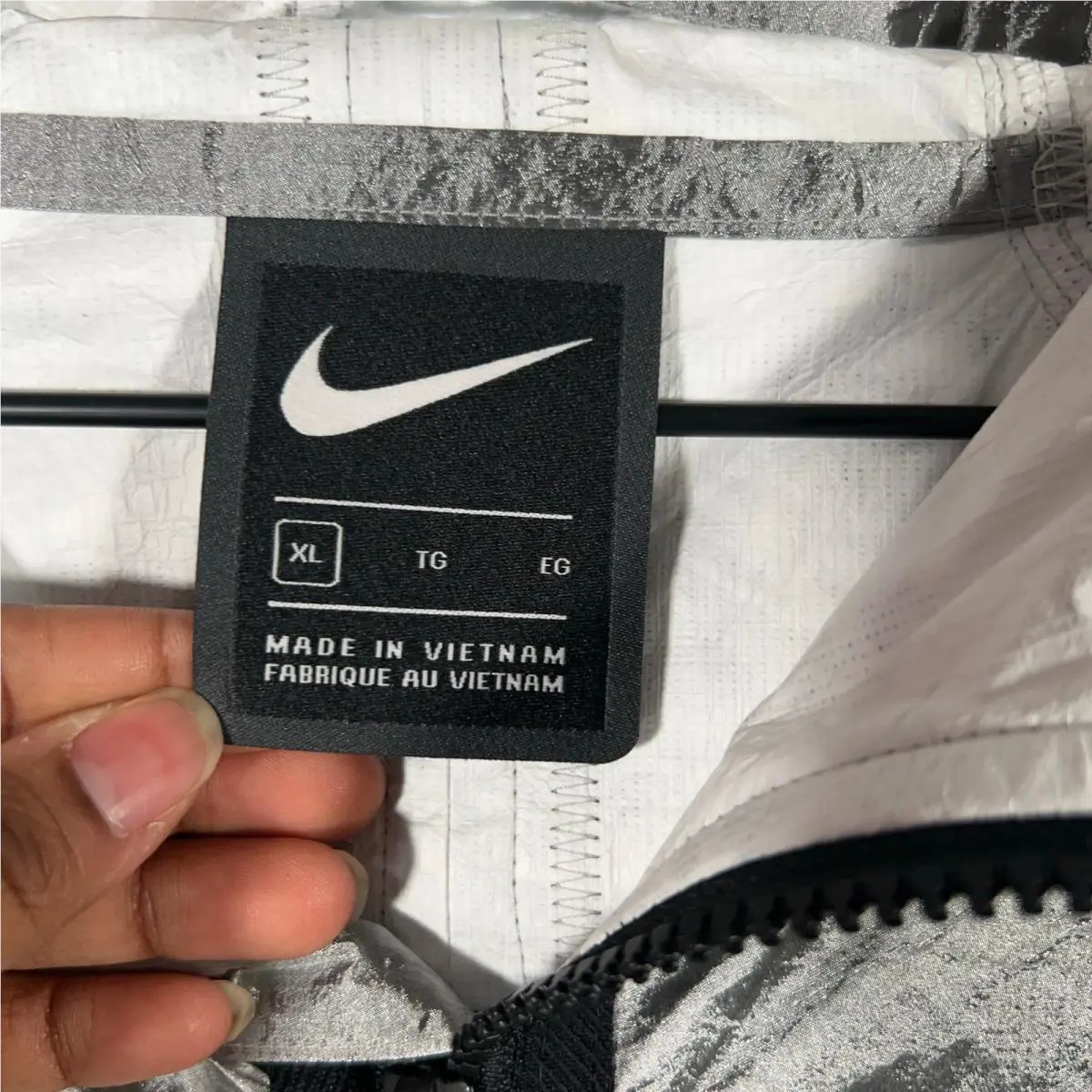 Nike clothing - SPORSTSWEAR TECH - SPORSTSWEAR TECH - CU3758-095 - Silver 6