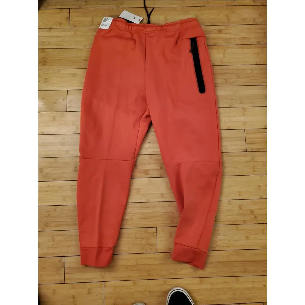 Nike clothing - Sportswear Tech - Sportswear Tech - Lobster Red 0