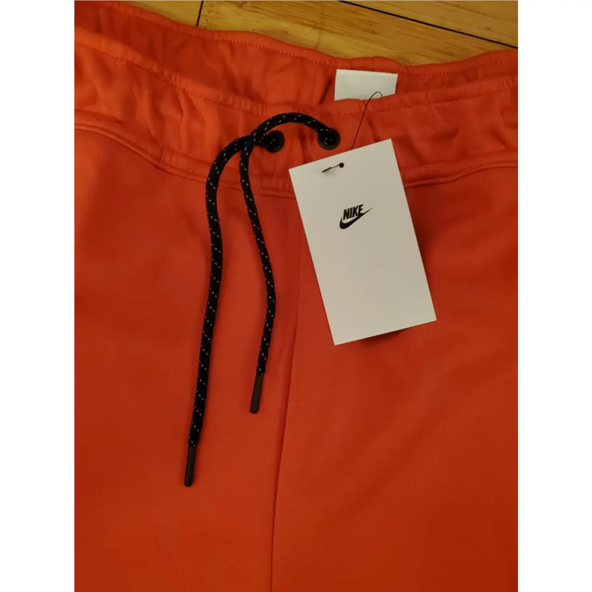 Nike clothing - Sportswear Tech - Sportswear Tech - Lobster Red 2