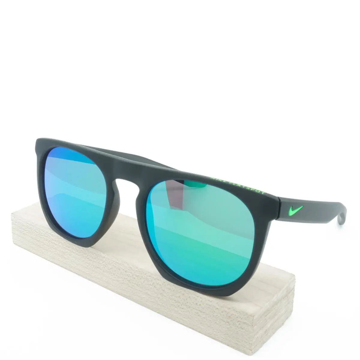 EV1045-304 Mens Nike Flatspot M Sunglasses - Frame: Seaweed, Lens: Grey w/ Green Mirror