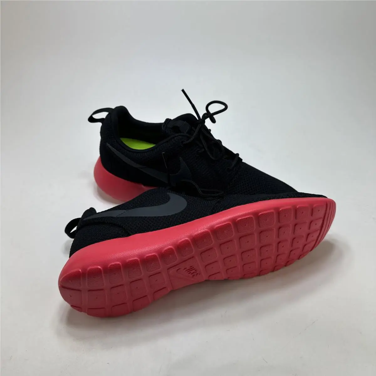 Nike shoes - Nike Roshe One - Roshe One - 511881-016 - Black (UPC: 826218946660) 1