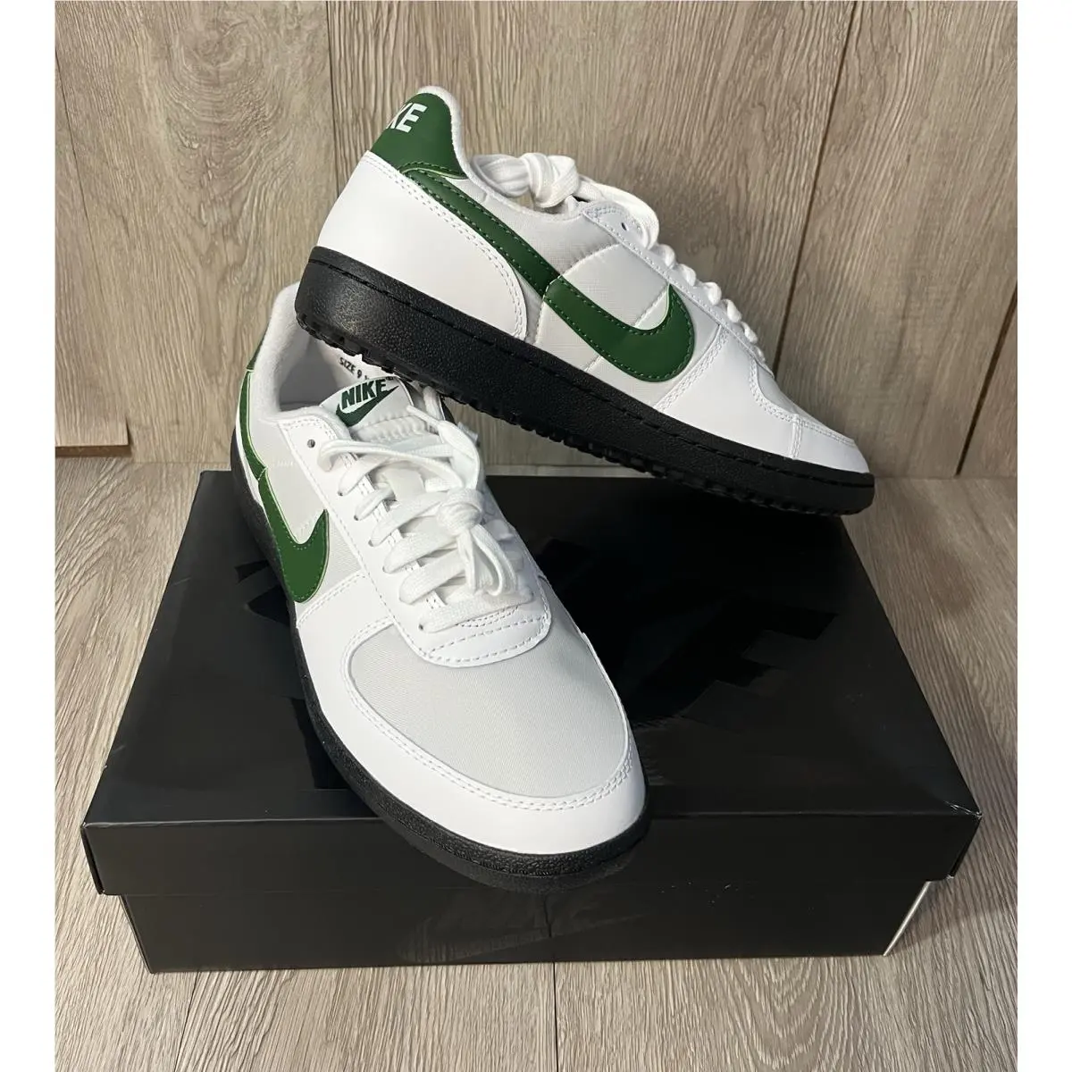 Field General 82 SP Gorge Green/white FQ8762-104 Mens 10.5 Women’s 12 by Nike