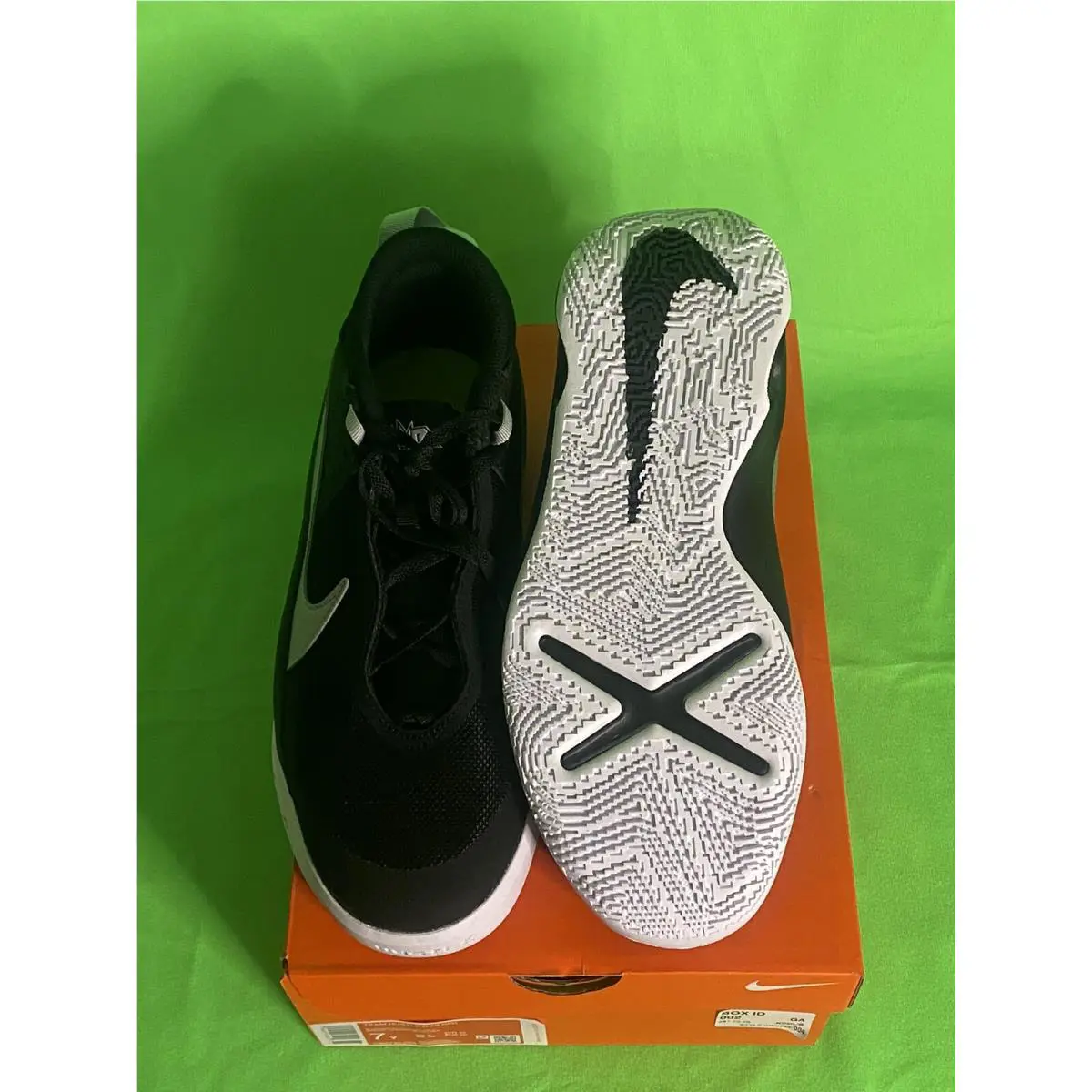 Nike shoes - Nike Presto (GS) - Presto - Black/Metallic Silver-Volt (UPC: 194957475094) 5