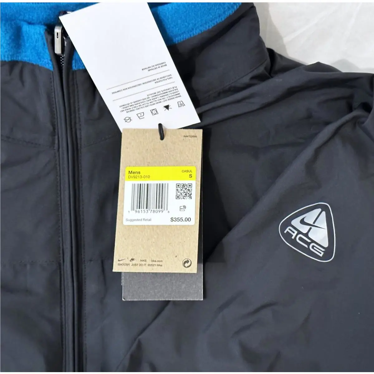 Nike clothing - Nike ACG Oregon Series - ACG Oregon Series - DV9213-010 - Black (UPC: 196153780996) 9