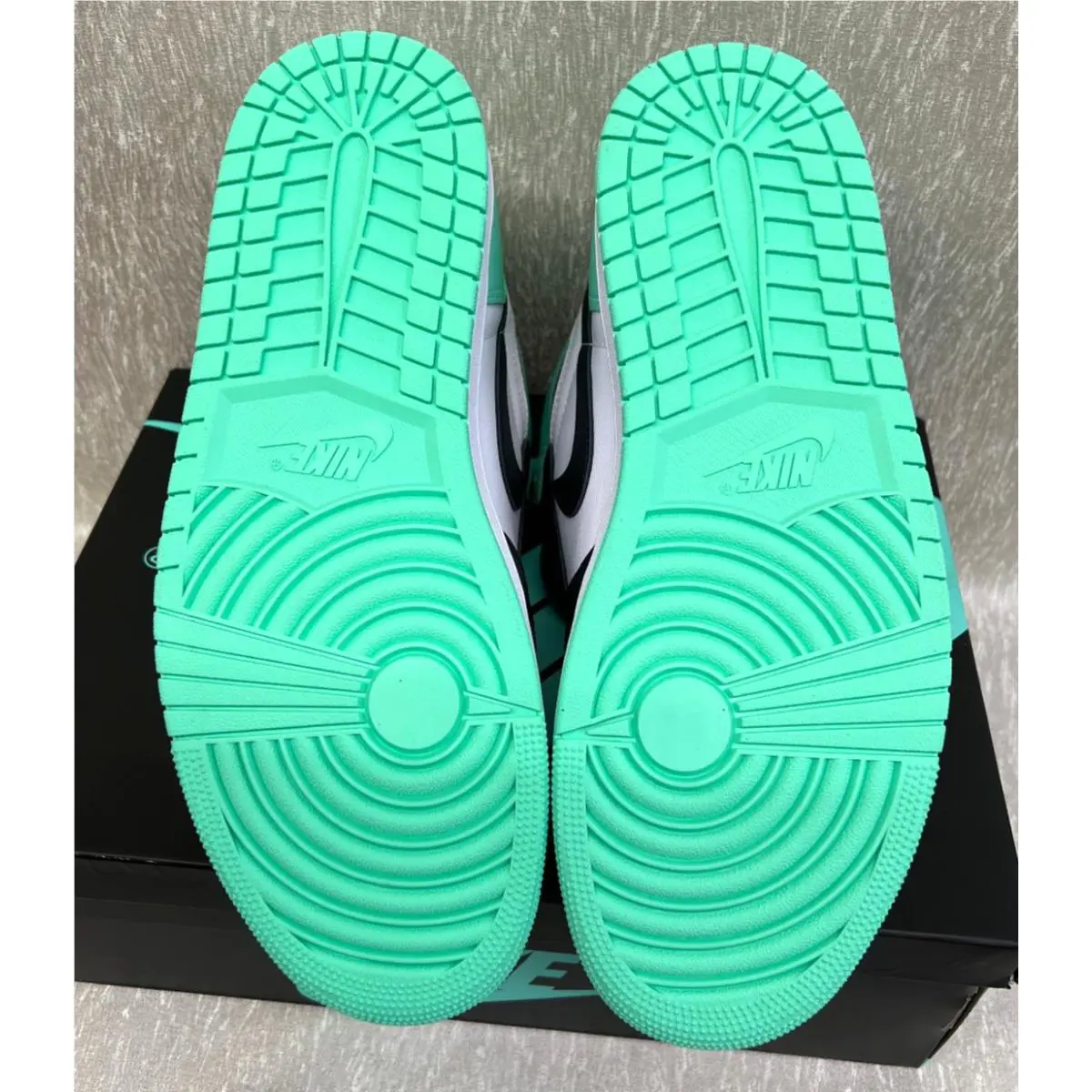 Nike shoes - Air Jordan 1 - Air - DZ5485-130 - Green, Black, White (UPC: 00197593815965) 5