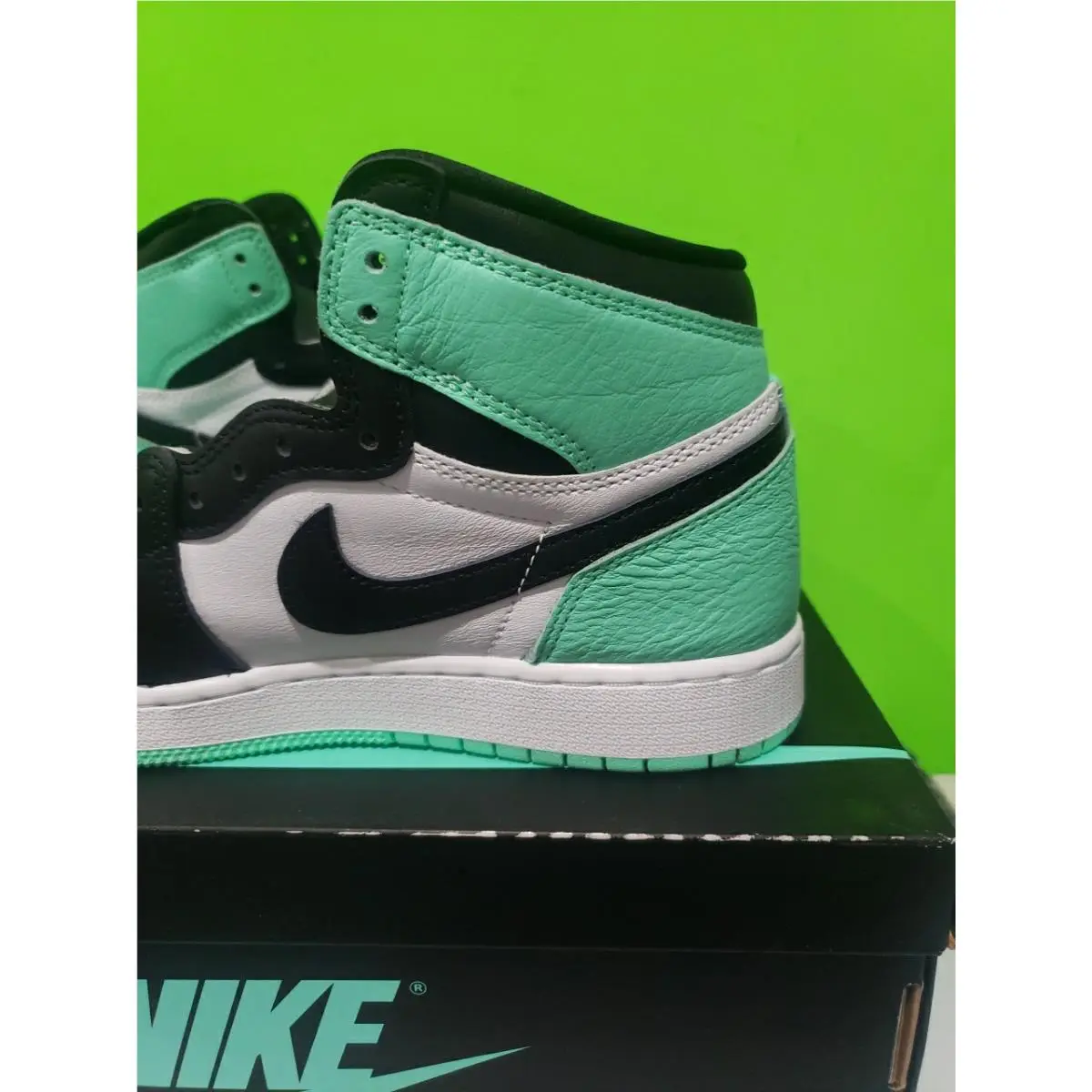 Nike shoes - Air Jordan 1 - Air - DZ5485-130 - Green, Black, White (UPC: 00197593815965) 4