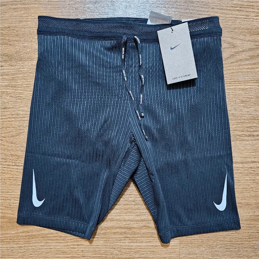 Nike clothing - Black, Exterior: Multicolor 3
