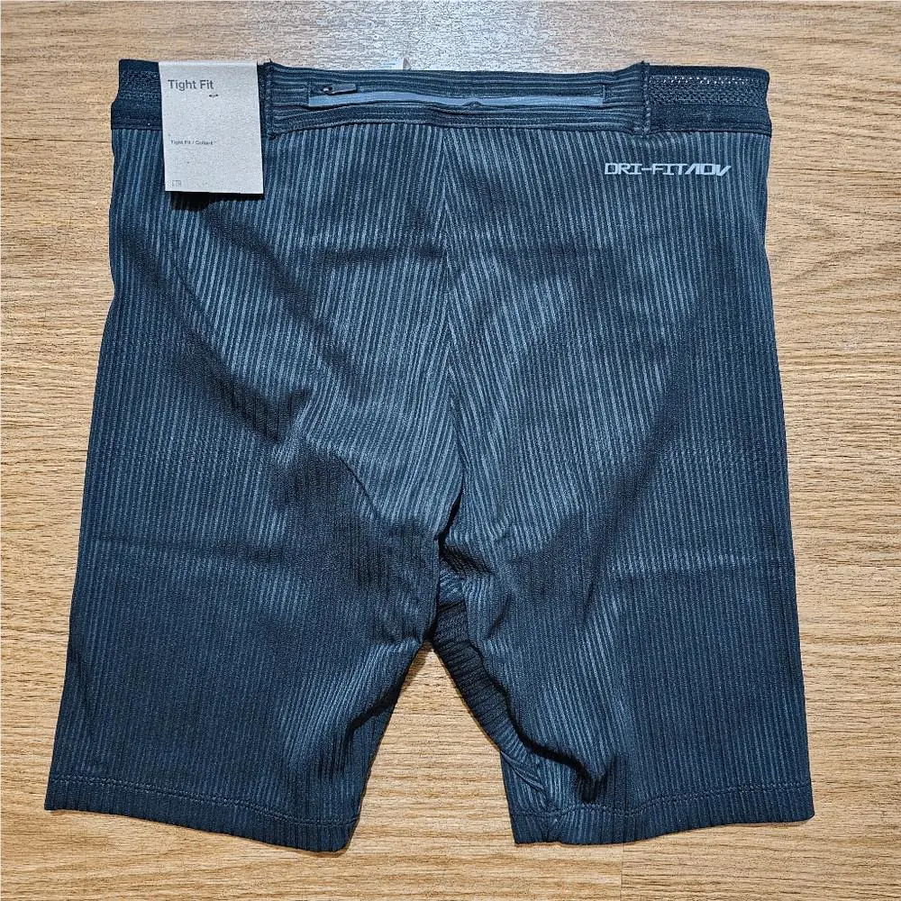 Nike clothing - Black, Exterior: Multicolor 6