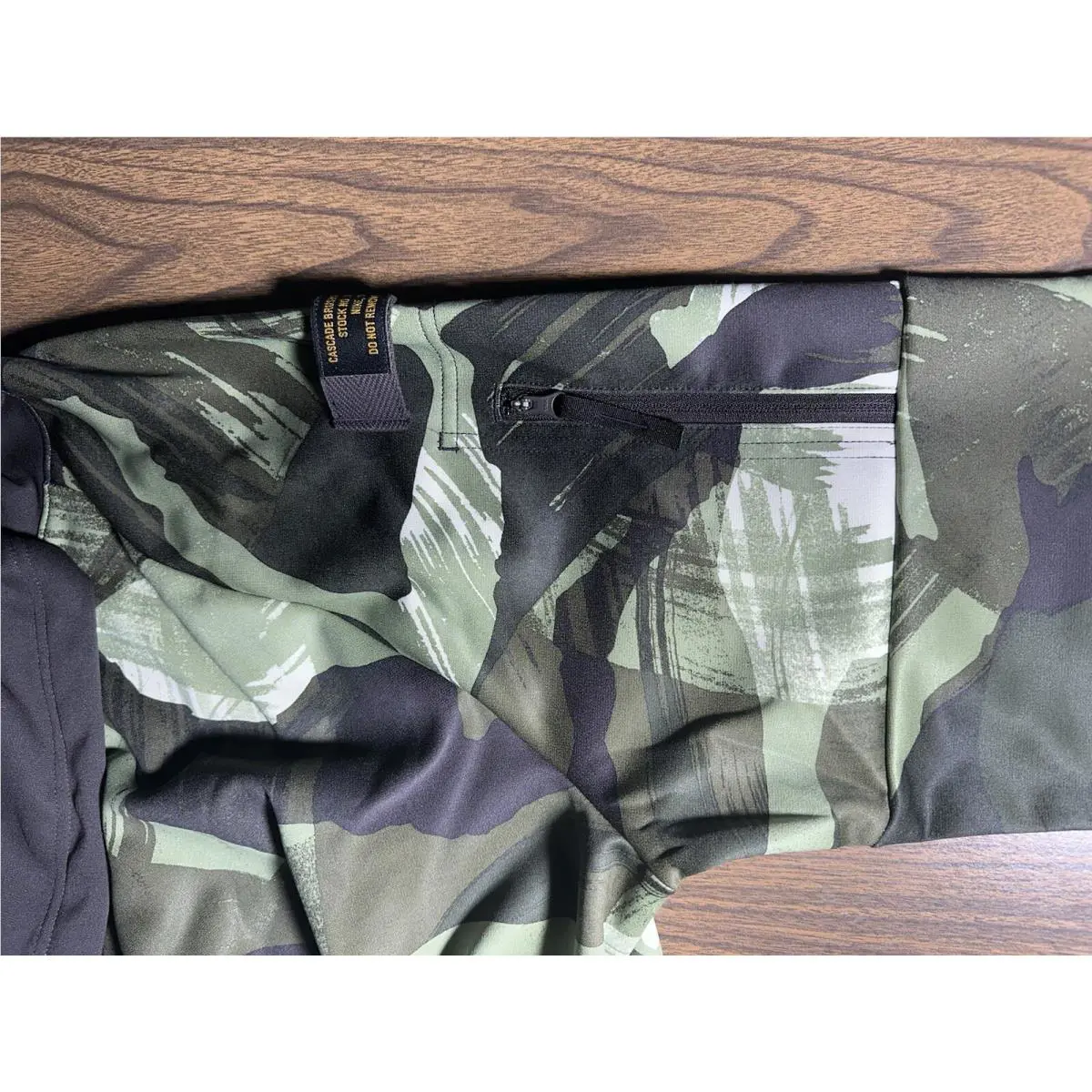 Nike clothing - Green Camo (UPC: 0196151589195) 8