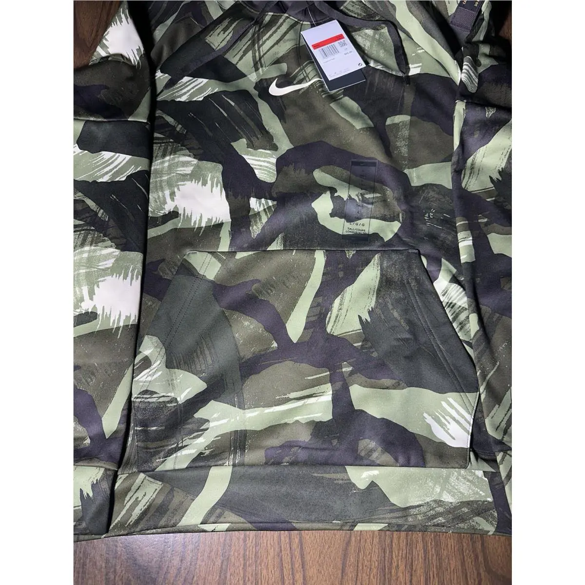Nike clothing - Green Camo (UPC: 0196151589195) 5