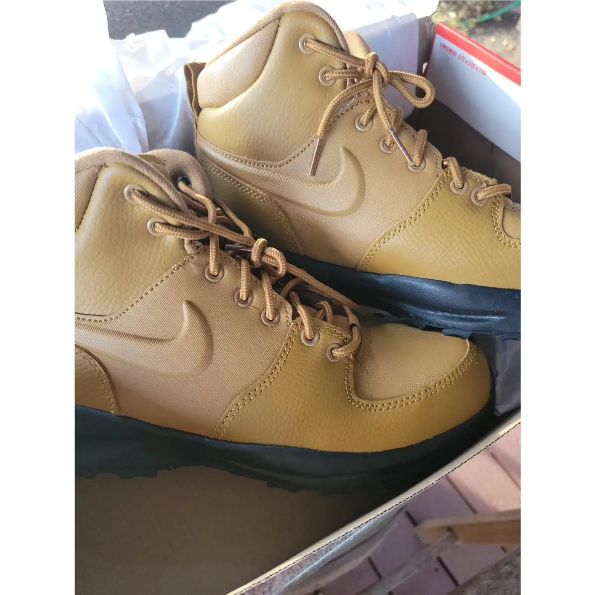 Nike Manoa Ltr Size 7 Y Wheat/black BQ5372 700