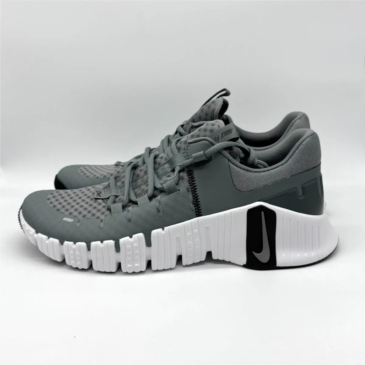 Nike shoes - Nike Free Metcon - Free Metcon - DV3949-003 - Gray (UPC: 196604190404) 1