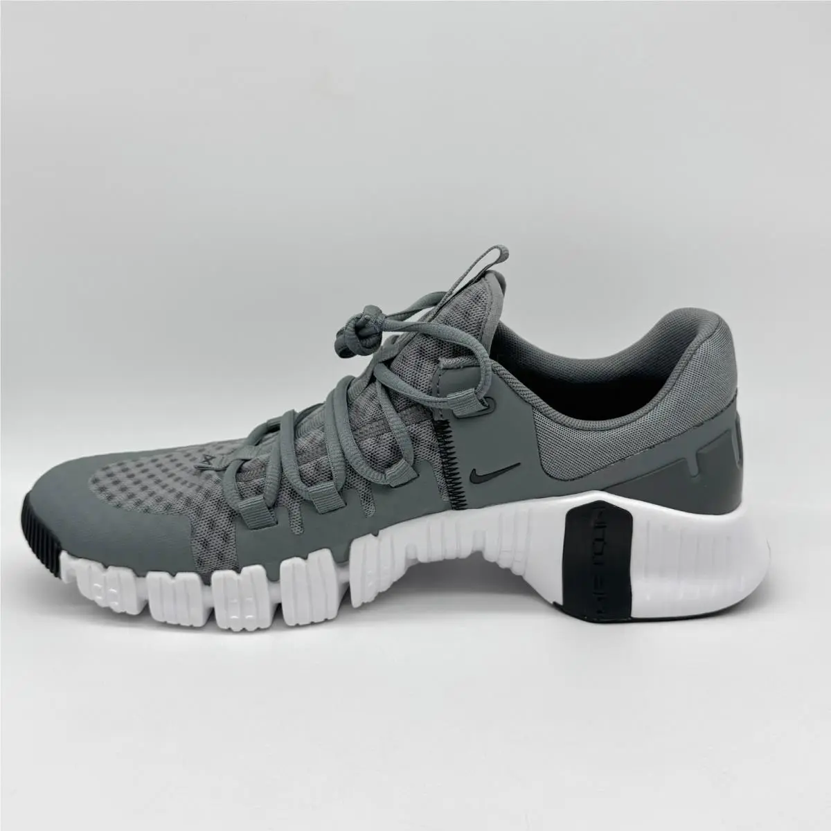 Nike shoes - Nike Free Metcon - Free Metcon - DV3949-003 - Gray (UPC: 196604190404) 4