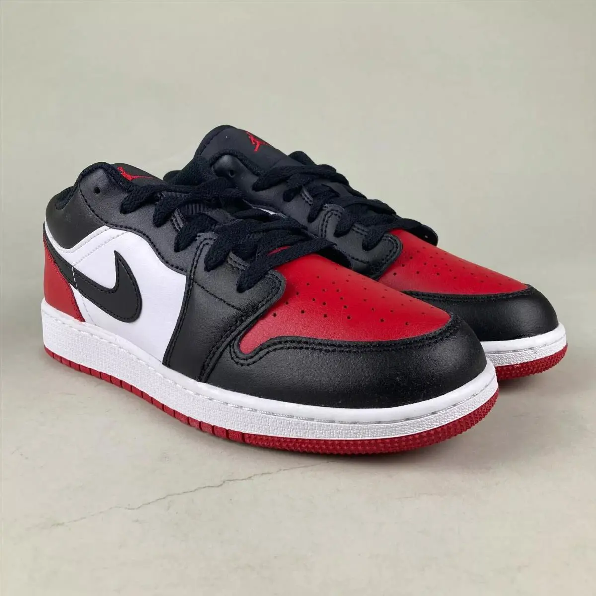 Nike shoes - Air Jordan 1 Low - Air Low - 553560-161 - Red 2