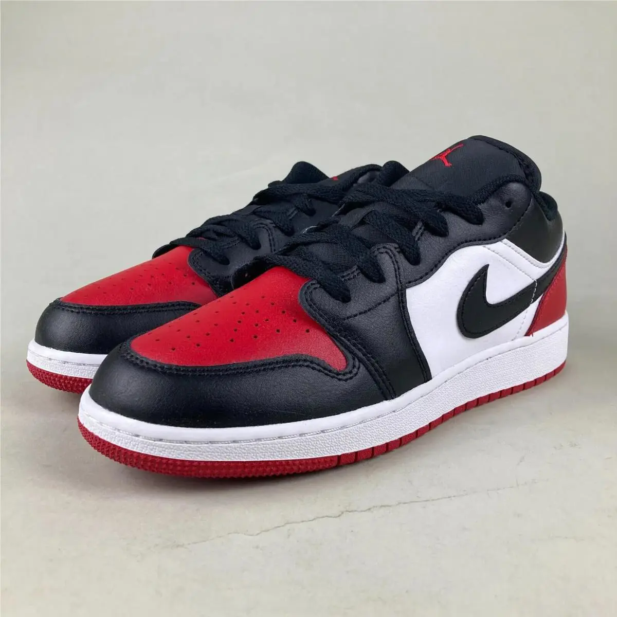 Nike shoes - Air Jordan 1 Low - Air Low - 553560-161 - Red 4