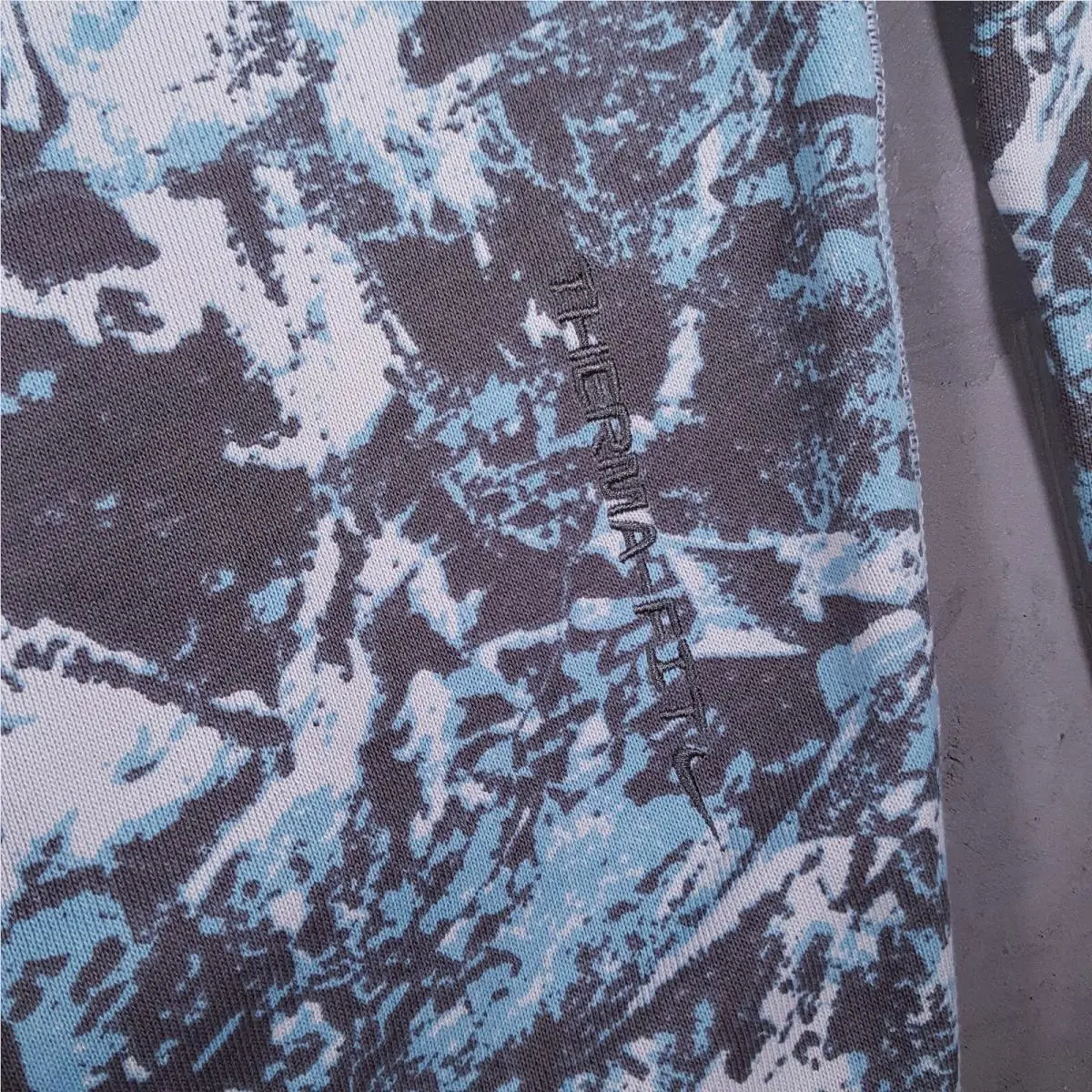 Nike clothing - Light Bone/Cave Stone/Thunder Blue/Summit White 2