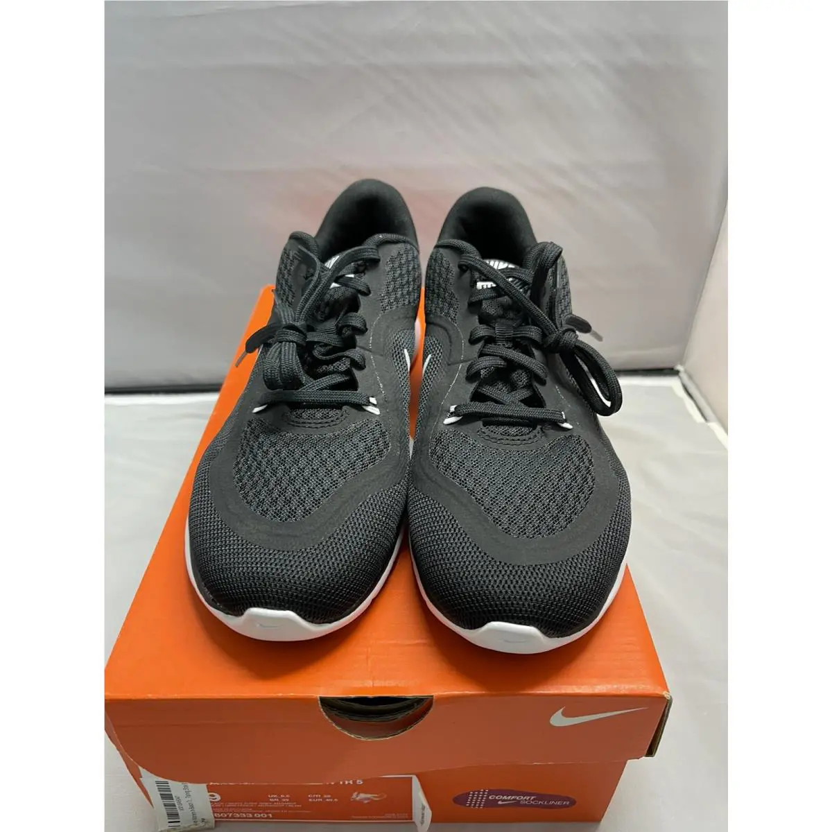 Nike shoes - In Seasons TR 5 - Seasons - 807333-001 - Black 2