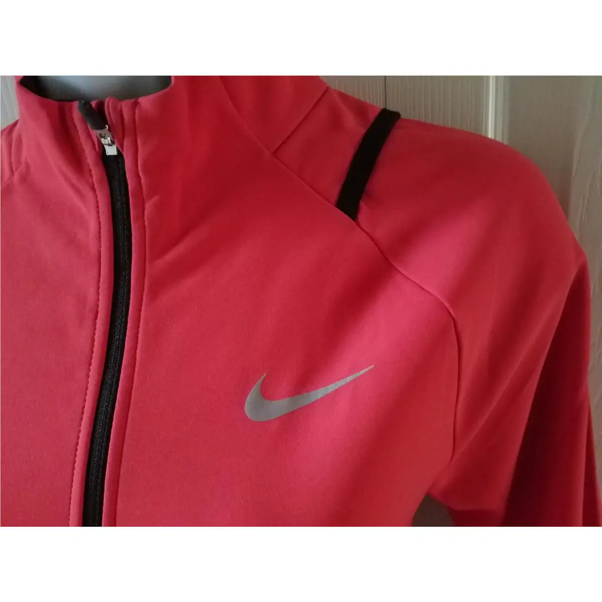 Nike clothing - Red 4