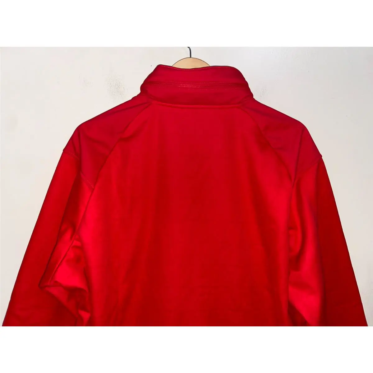 Nike clothing - Sphere - Sphere - Red (UPC: 0194272838475) 6