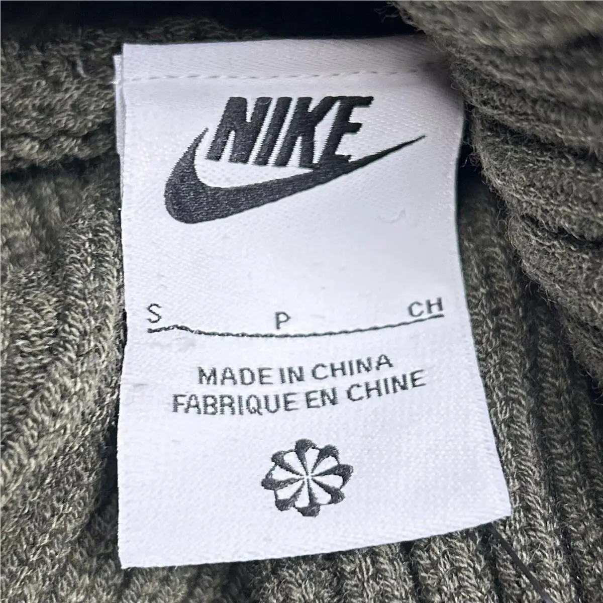 Nike clothing - Green 6
