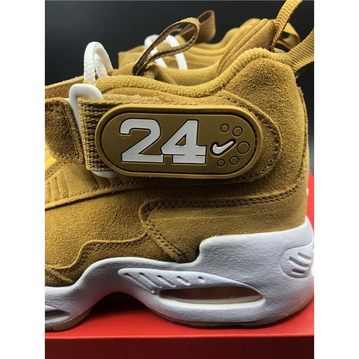 Nike shoes - Nike Air Griffey Max - Air Griffey Max - DO6685-700 - Brown 8
