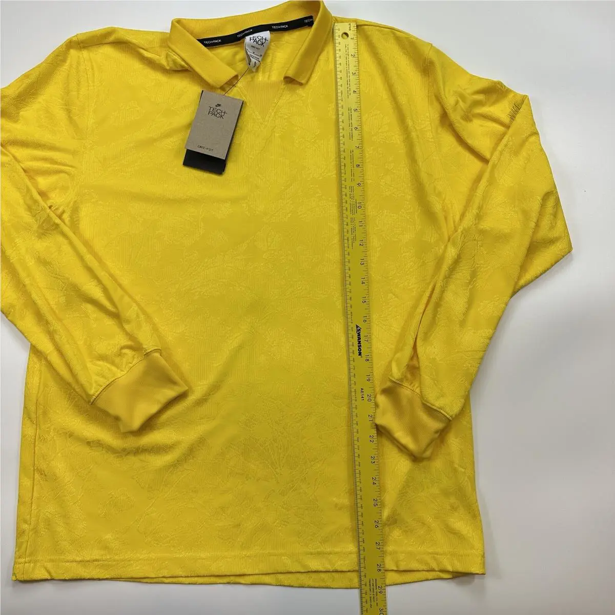 Nike clothing - Tech - Tech - Yellow 7