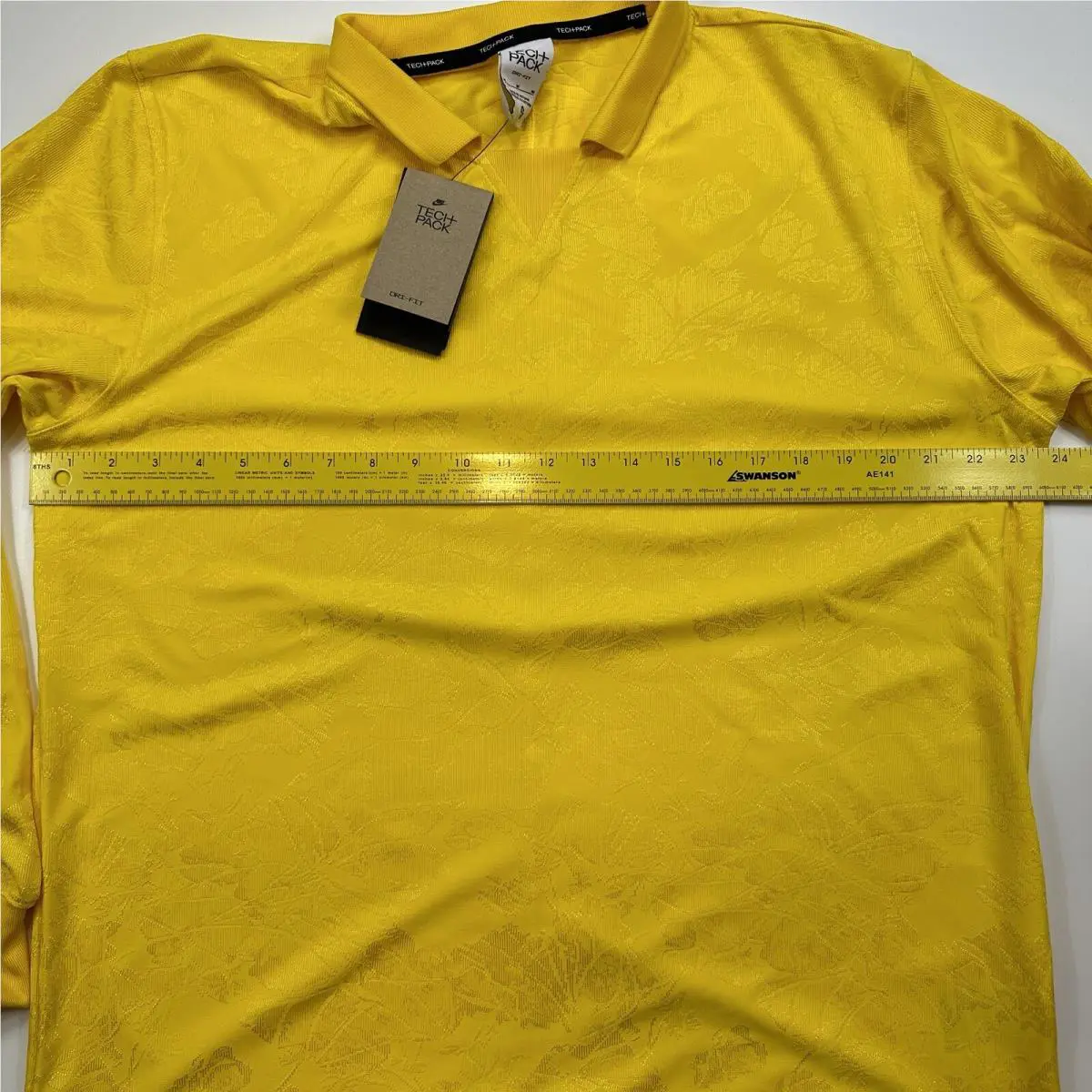 Nike clothing - Tech - Tech - Yellow 6