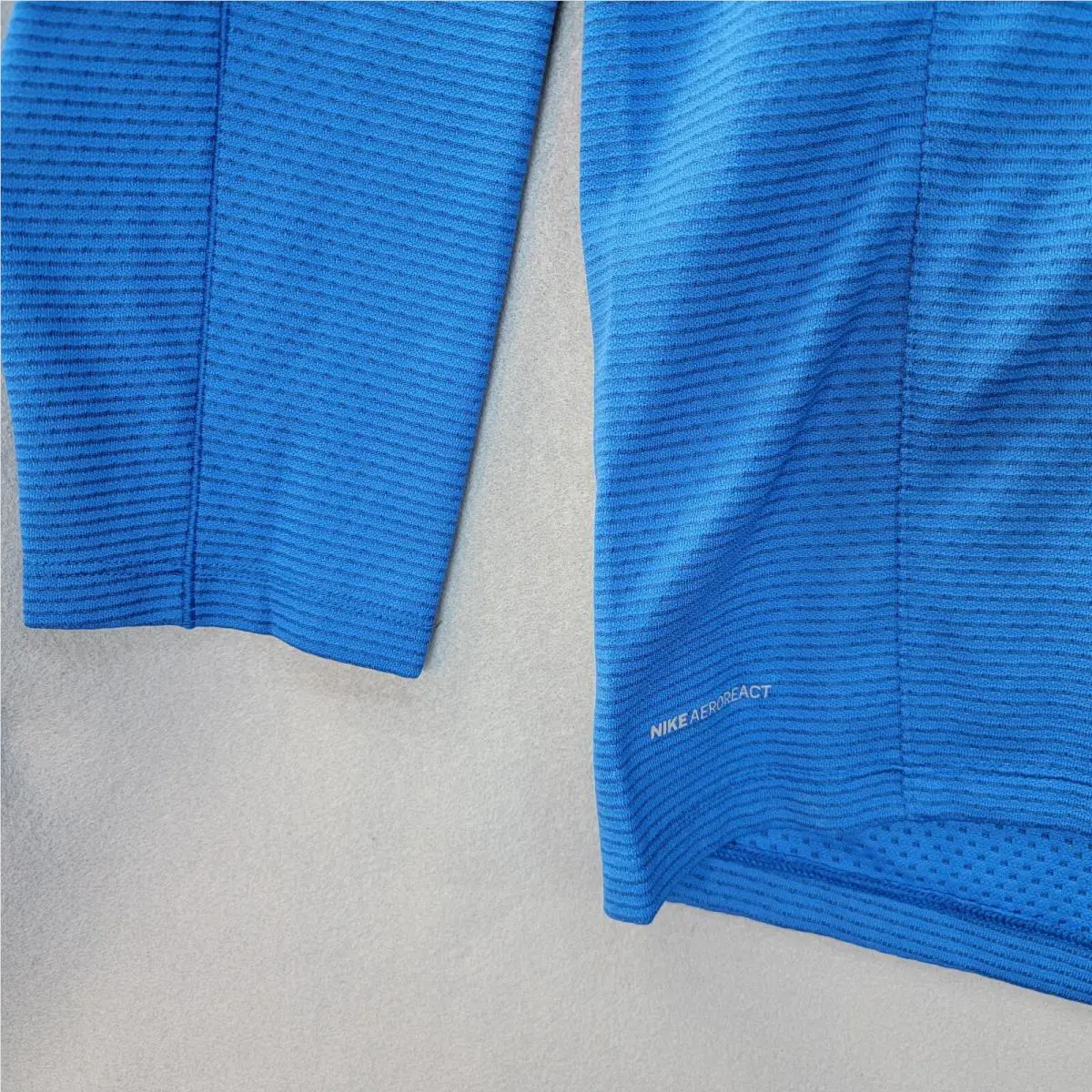 Nike clothing - Nike Golf Aeroreact - Golf Aeroreact - 854336-433 - Blue (UPC: 884776375766) 3
