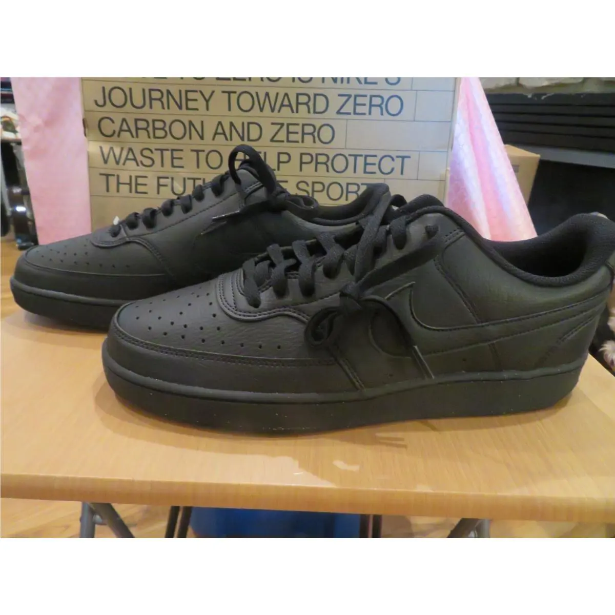 Nike shoes - Black 3