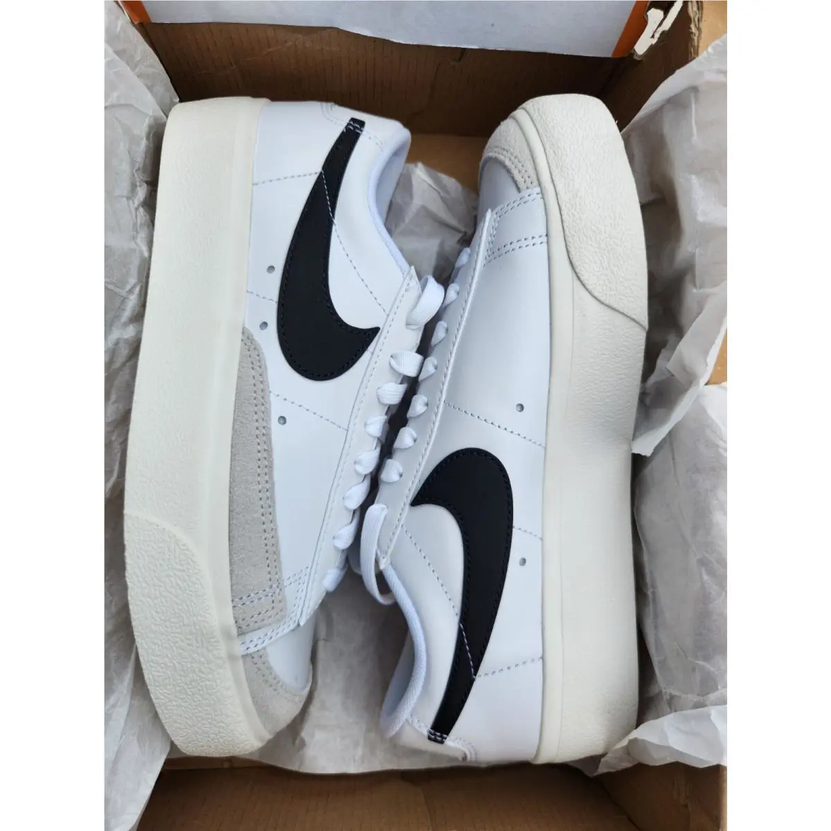 Nike shoes - Nike Blazer - Blazer - DA6364-101 - White 1