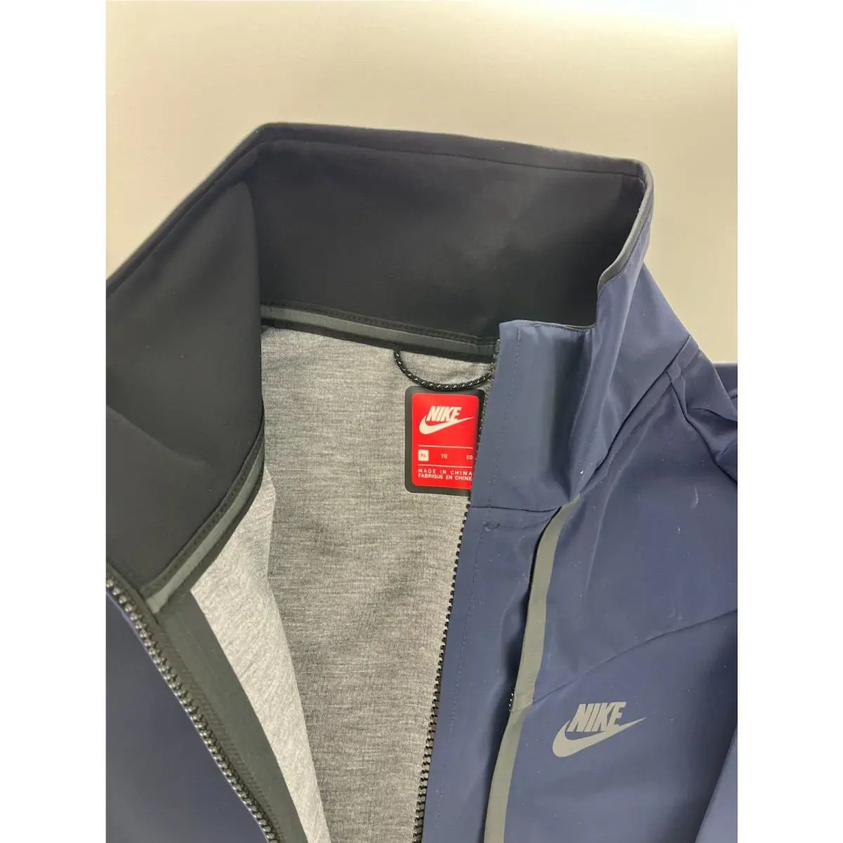 Nike clothing - Navy (UPC: 882801580918) 1