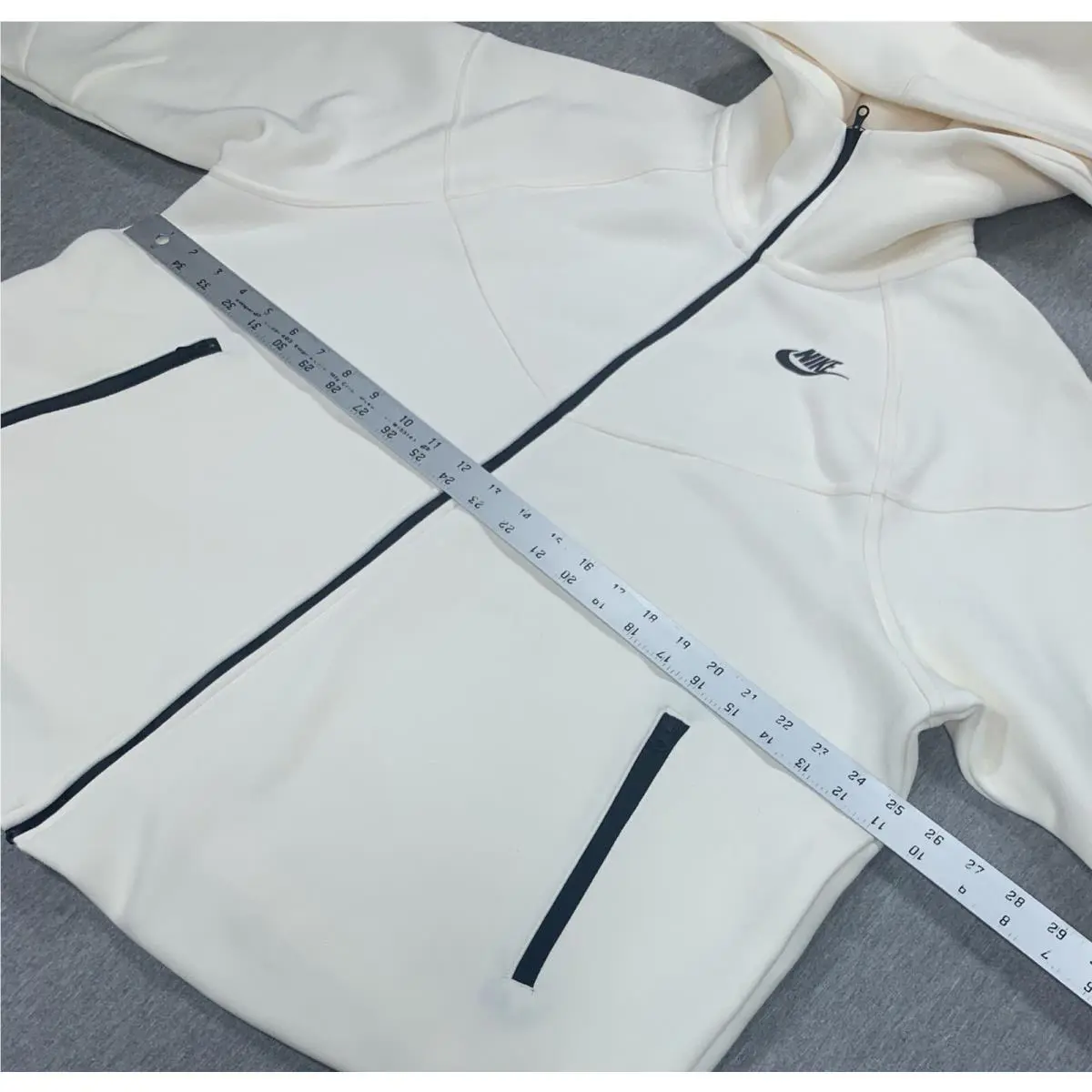 Nike clothing - FB8340110 - FB8340110 - Ivory 4