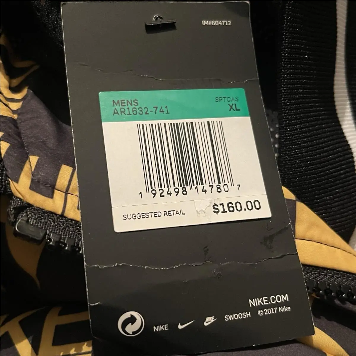 Nike clothing - Nike AR1632-741 - AR1632741 - Black/Yellow 6