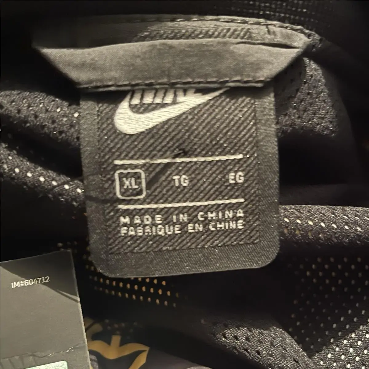 Nike clothing - Nike AR1632-741 - AR1632741 - Black/Yellow 7