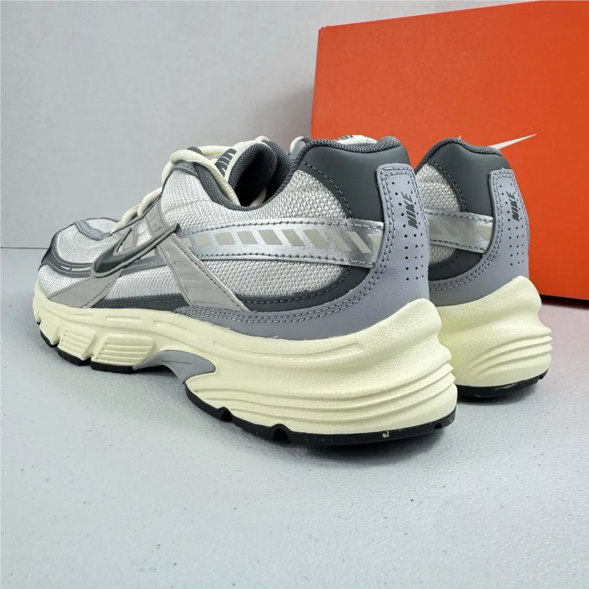 Nike shoes - Nike Initiator - Initiator - HQ1179-001 - Bone 1