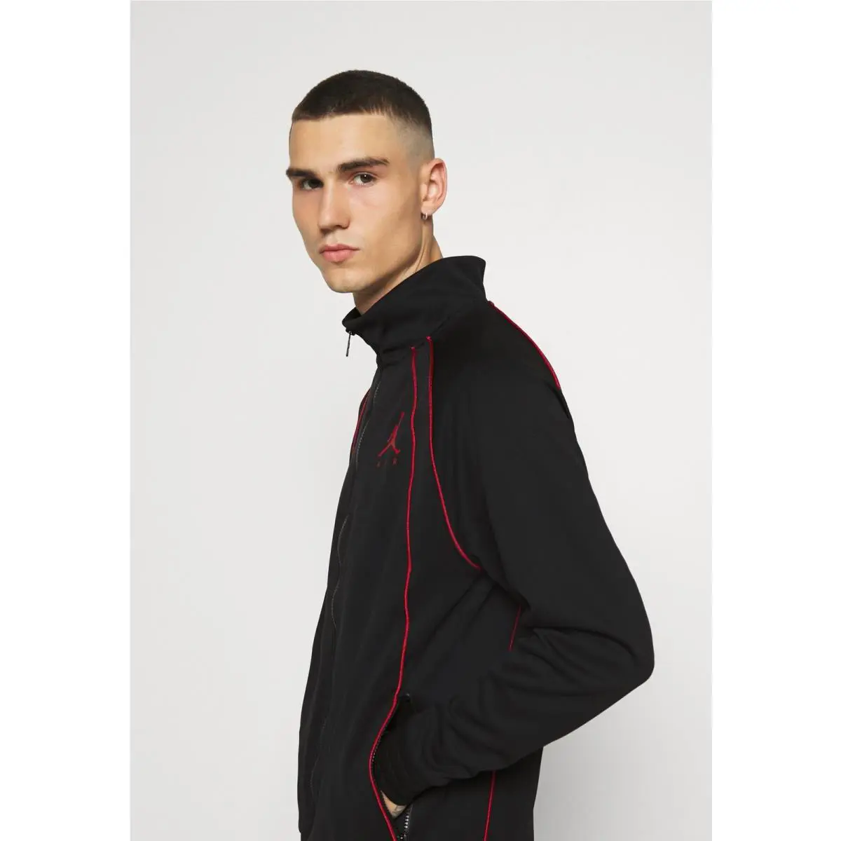 Nike clothing - Black (UPC: 194276652220) 5