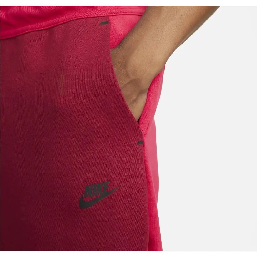Nike clothing - Very Berry 1