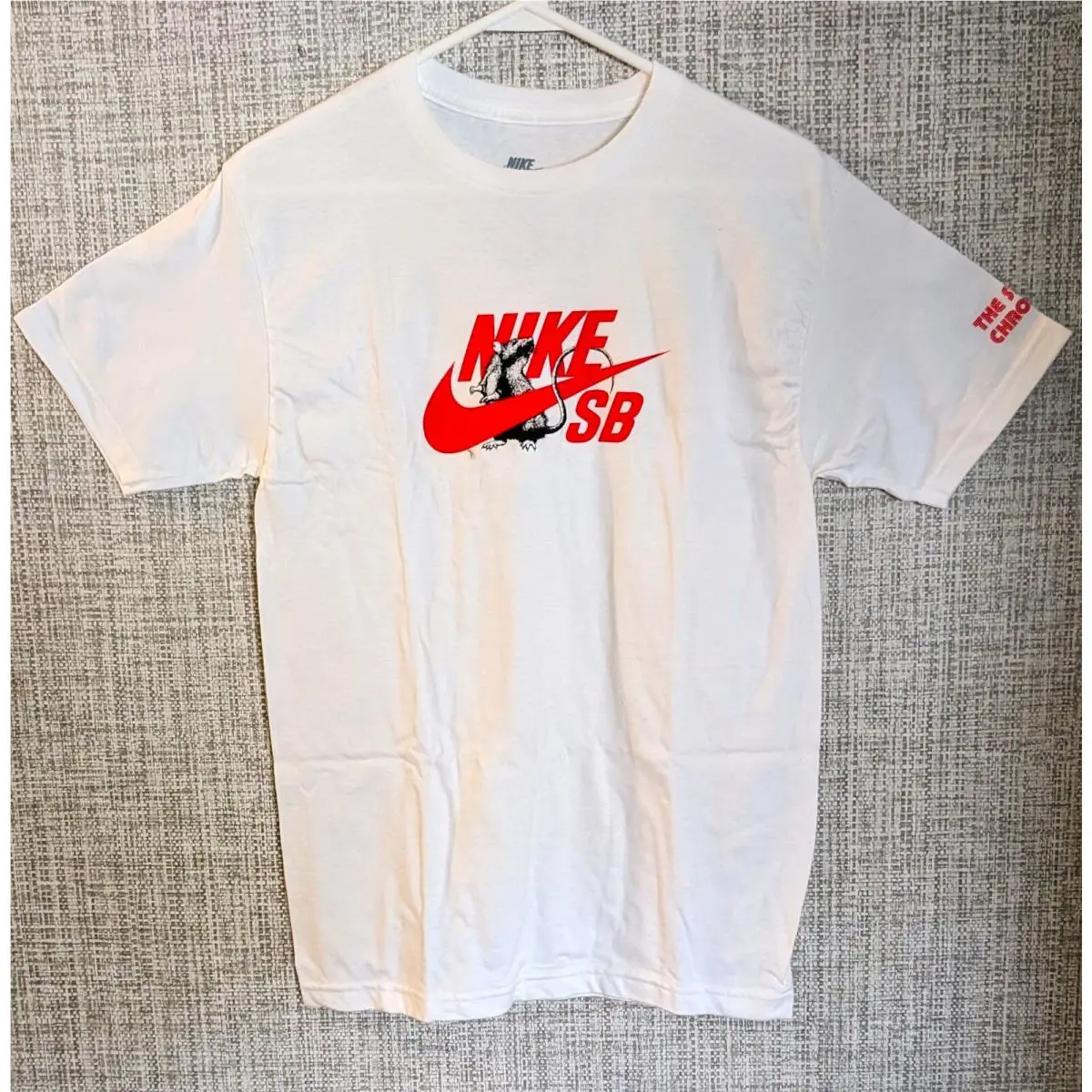 Nike shoes - White with 4 different color artwork 10