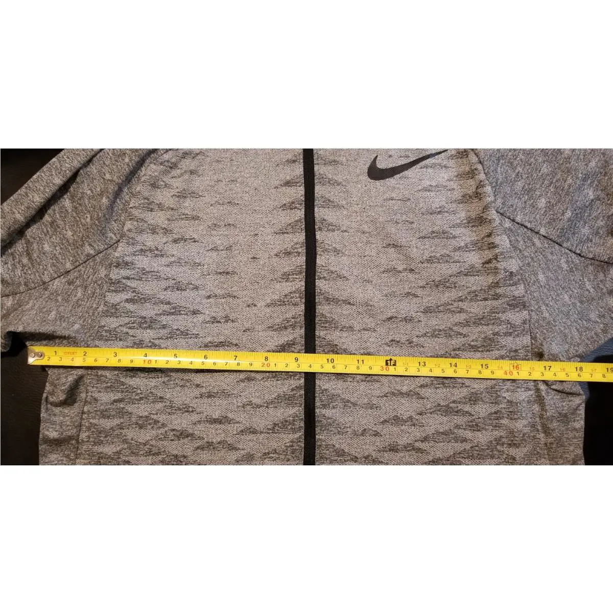 Nike clothing - Nike Dri-Fit - Dust Pale Grey/Black (UPC: 883412340649) 8