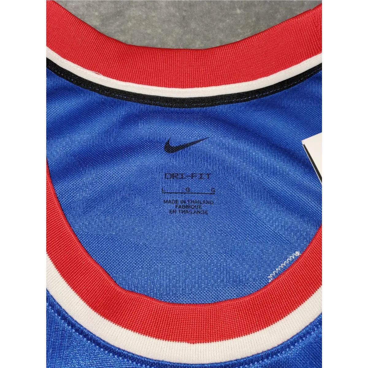 Nike clothing - DRI-FIT - Blue (UPC: 195242160398) 3